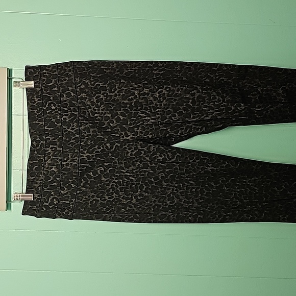 Jolt, Black cheetah print skinny pants - Picture 1 of 5